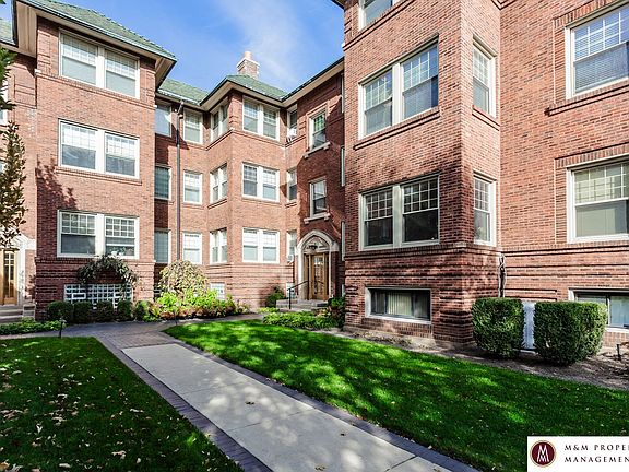 3rd image of 716 Ontario St APT 2