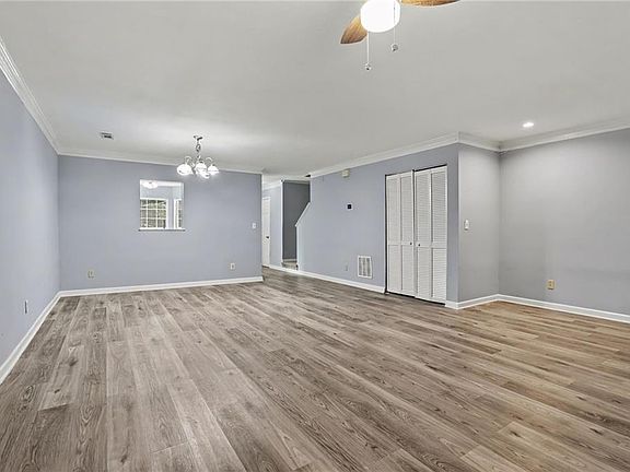 5th image of 5582 Stonington Trace Pkwy