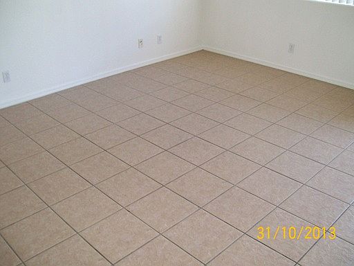 3rd image of 2624 Jamaica Blvd S Unit 4