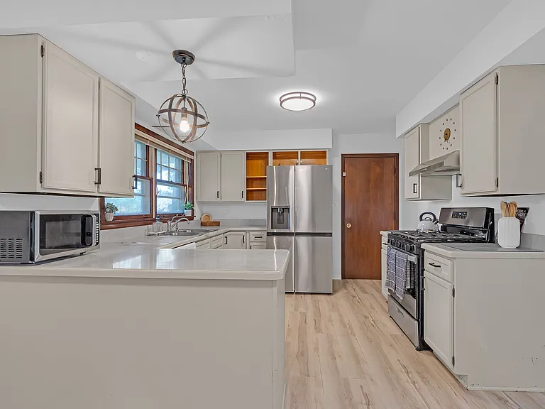 1130 Home Ave — Photo 13