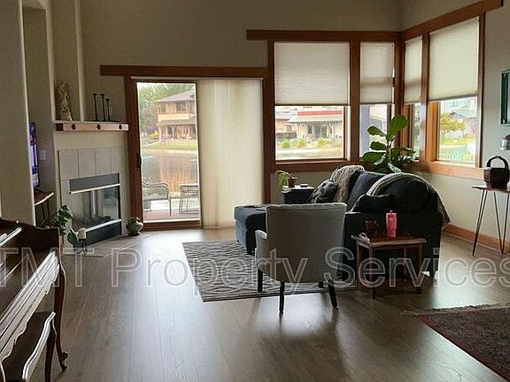 2nd image of 760 Avocet Way