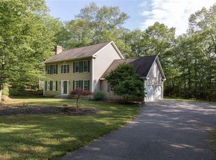 26 Woodmont Cir, East Haddam, CT 06423