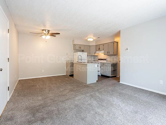 2nd image of 844 N Waco Ave