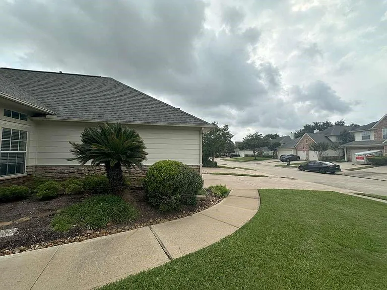 7203 Welshwood Ln — Photo 5