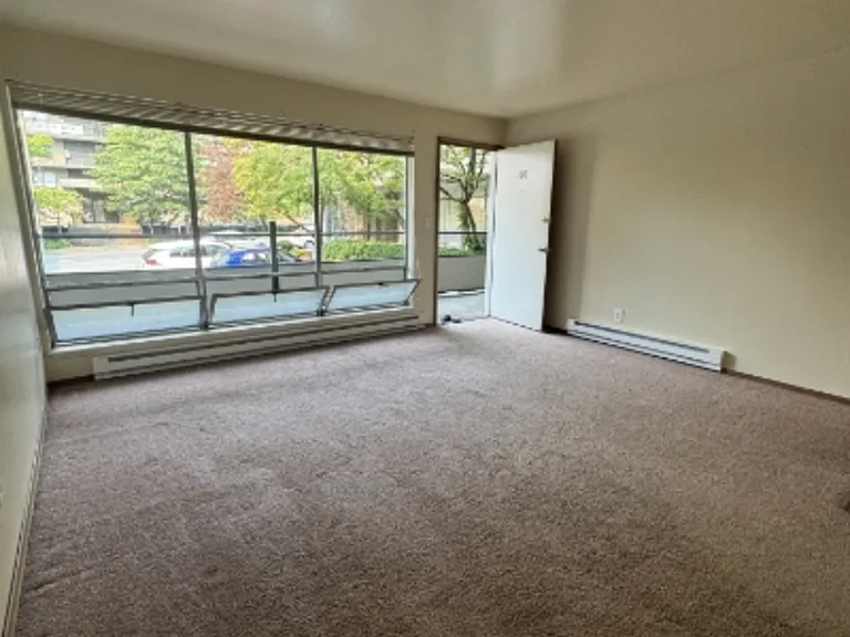 4119 11th Ave NE #1002 — Photo 10