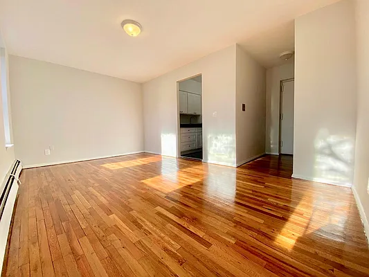 Rented by Zjama Realty Corp | media 3