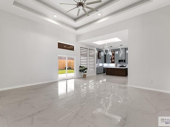 4th image of 5758 Woods Country Ave