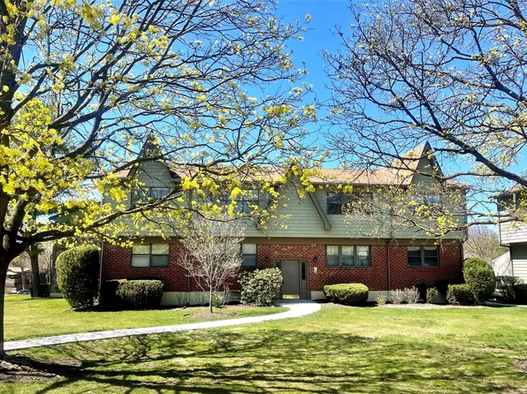 34 Milford Lane, Suffern, NY 10901