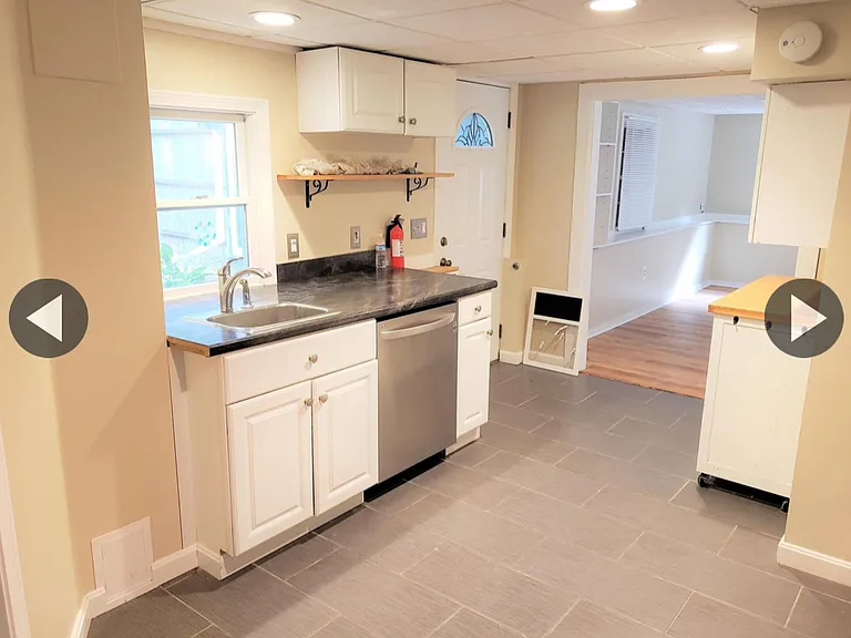 160 Kingston Rd #2 — Photo 16