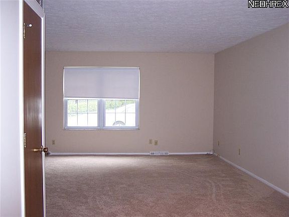 4th image of 2733 Pease Dr #B215