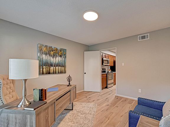 3rd image of 1105 Country Place Dr #1105