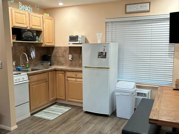 14 Bay Blvd APT 10, Seaside Heights, NJ 08751
