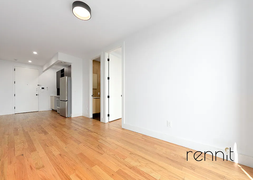 1196 Bedford Ave #4Z