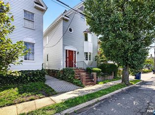 218 Jackson Ave, Hackensack, NJ 07601