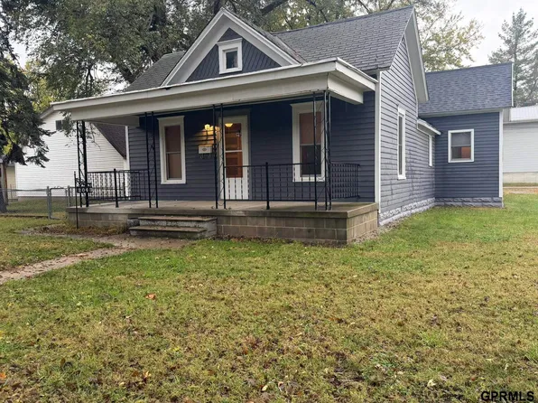 2043 Norman Ave, Crete, NE 68333