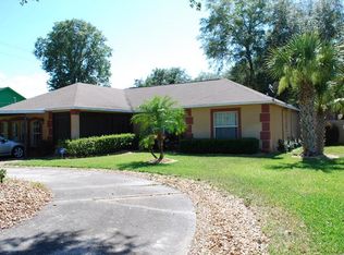 38515 Marshall St, Umatilla, FL 32784