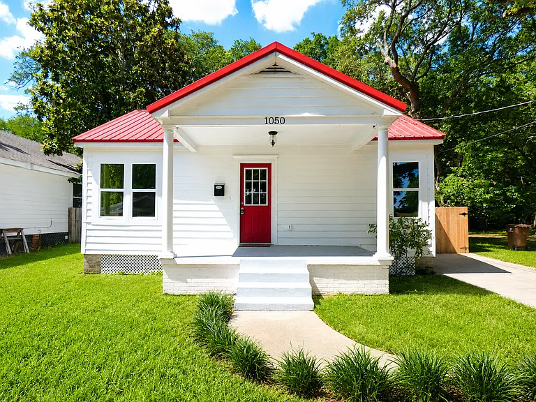 1050 Frank P Corso St — Photo 1
