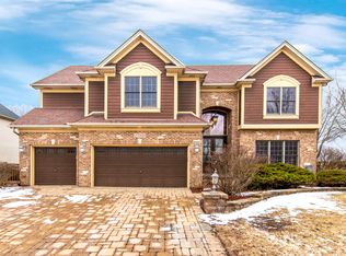 27009 Ashgate Xing, Plainfield, IL 60585
