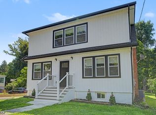 85 Madison St, Newton Town, NJ 07860