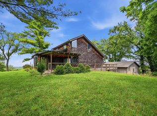 6040 NW Green Hills Rd, Topeka, KS 66618