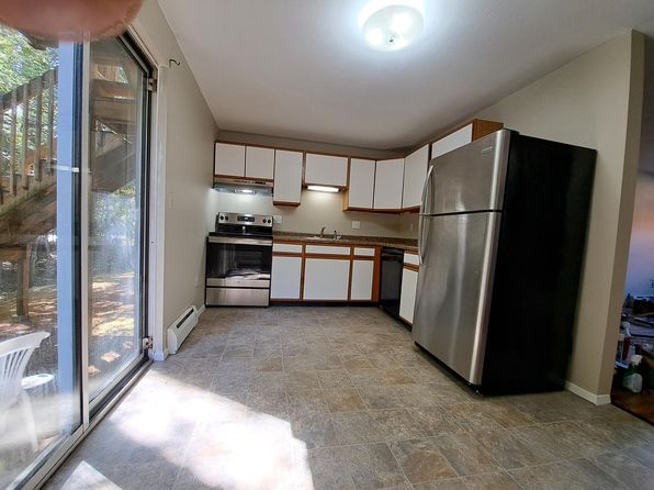 64 Converseville Rd, Rindge, NH 03461