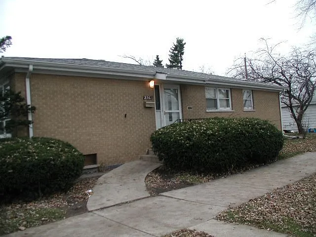 2761 W 86th St photo 1