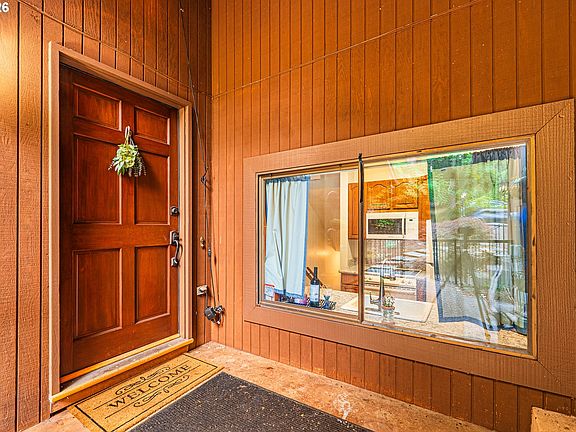5th image of 2885 Timberline Dr