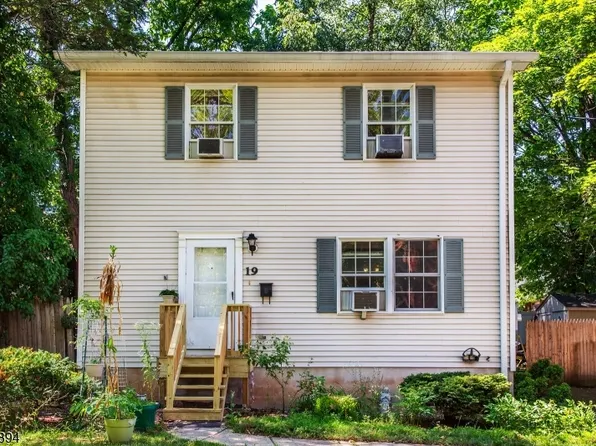 19 Franklin Pl, Hackensack City, NJ 07601