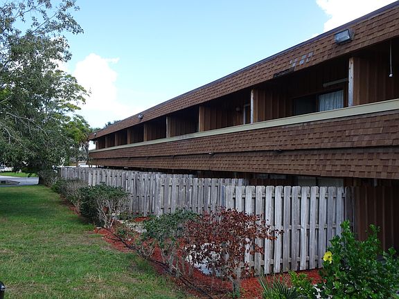 2nd image of 2180 Country Club Dr APT 108
