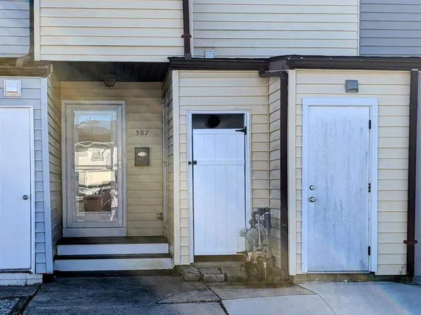 307 Canterbury Ct, Ventnor, NJ 08406