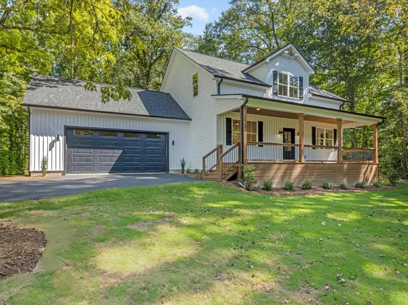 772 White Horse Road Ext, Travelers Rest, SC 29690