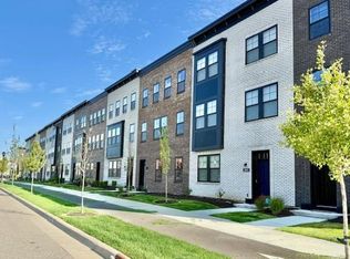 909 Mount Curve Blvd #I, Saint Paul, MN 55116