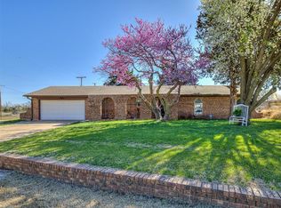 2148 Straight St, Harrah, OK 73045