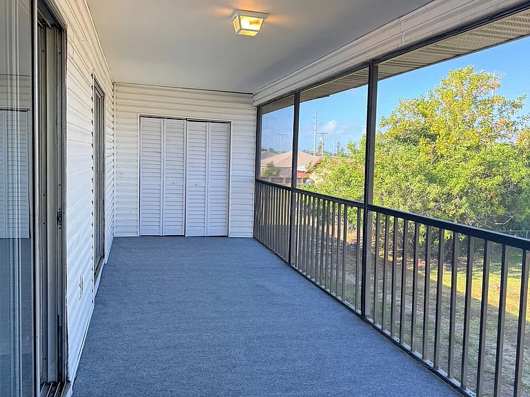 2826 SE Santa Barbara Pl #203 — Photo 11
