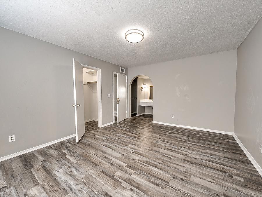 2nd image of 4610 NW 19th St APT 25