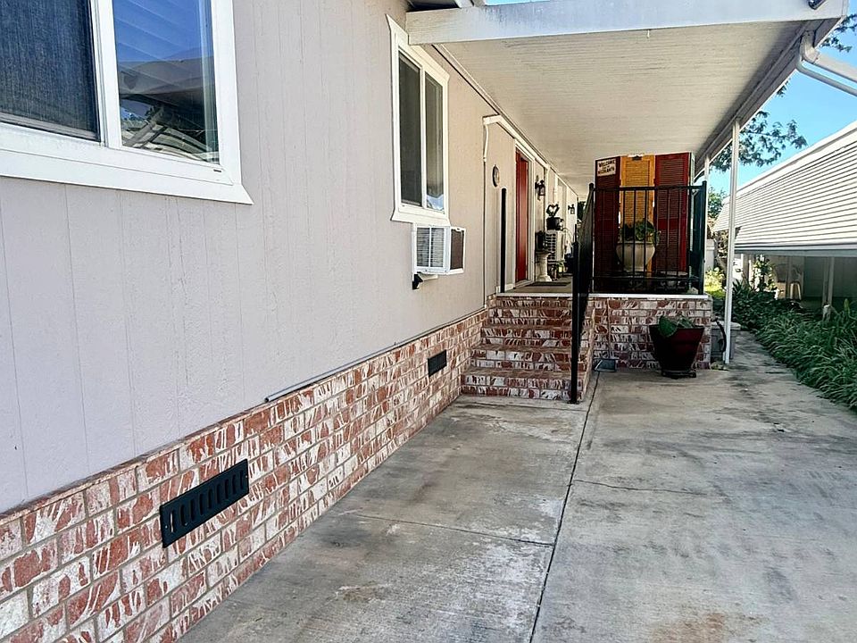 2nd image of 3340 Del Sol Blvd Space 147
