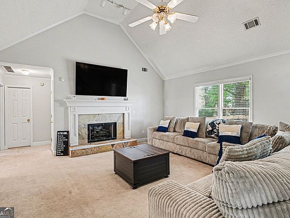 5th image of 4731 Thornwood Ct
