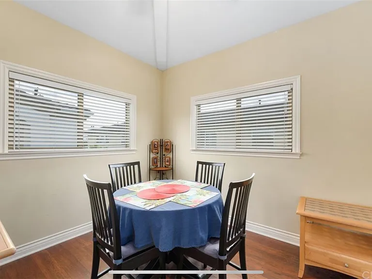 15612 Van Ness Ave #4 — Photo 7