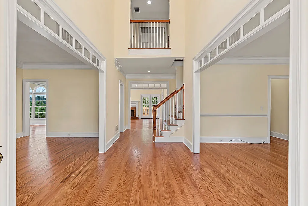 4 bed, 3200 sqft, $3,350 — Photo 3