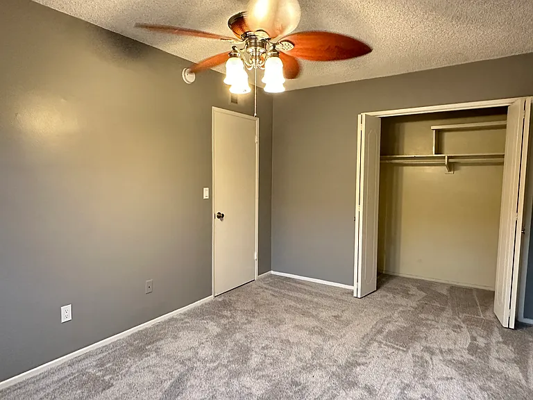 6302 Milton Ave #4 — Photo 17