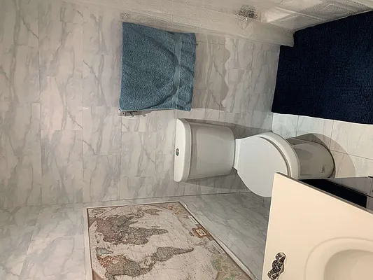 Rented by Flatiron Real Estate Advisors LLC | media 7