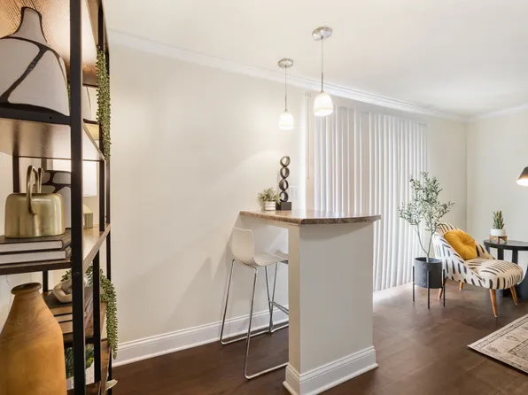 Indiana Flats and Townhomes