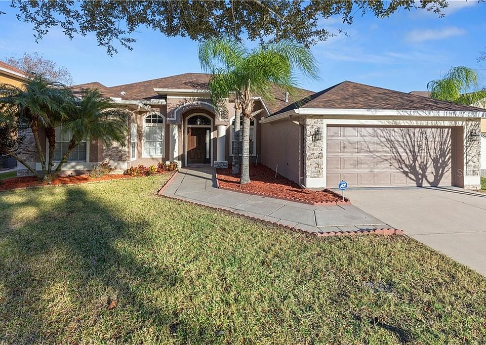 1st image of 12810 Castlemaine Dr