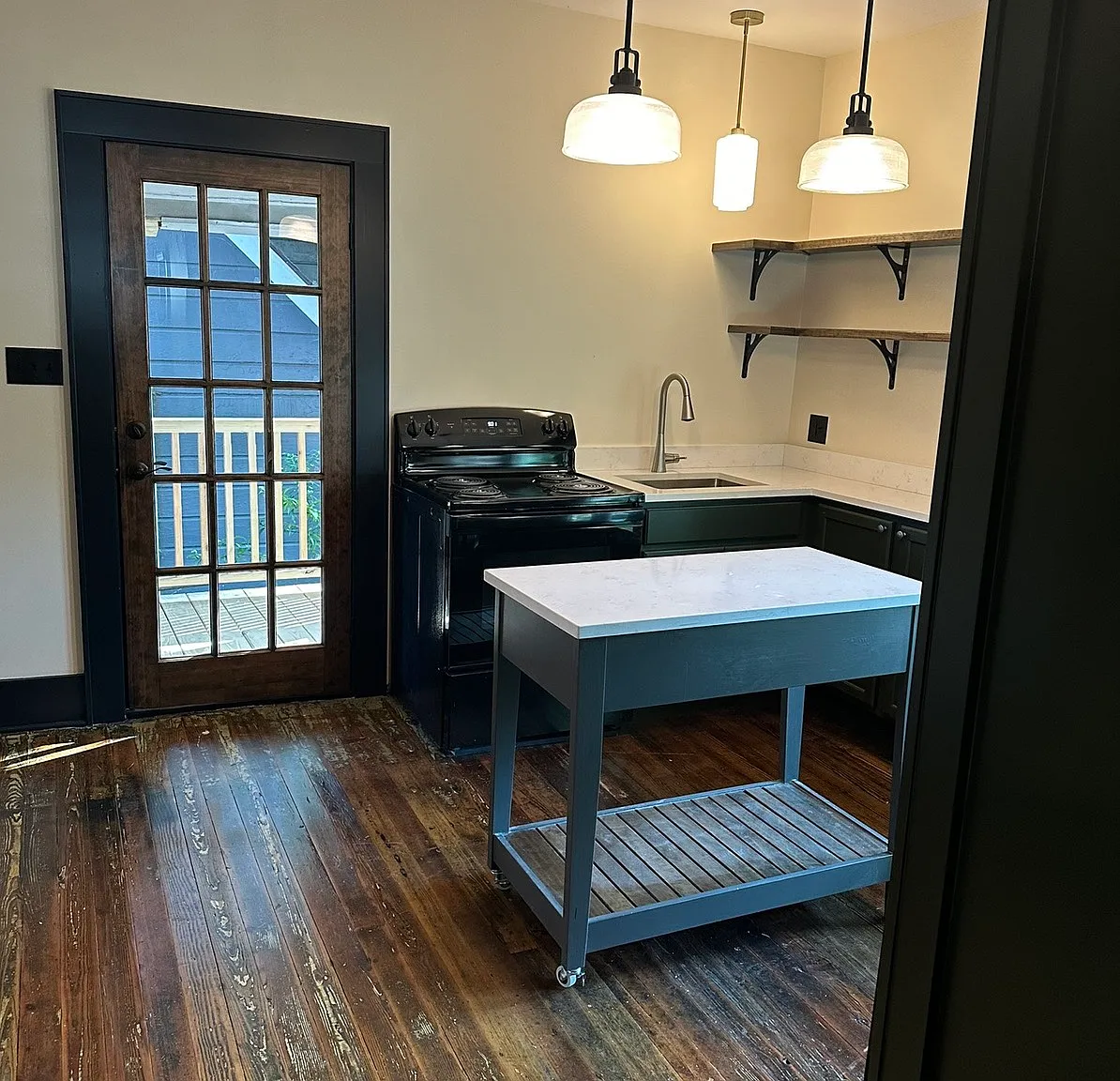 1 bed, 1000 sqft, $1,475 — Photo 4