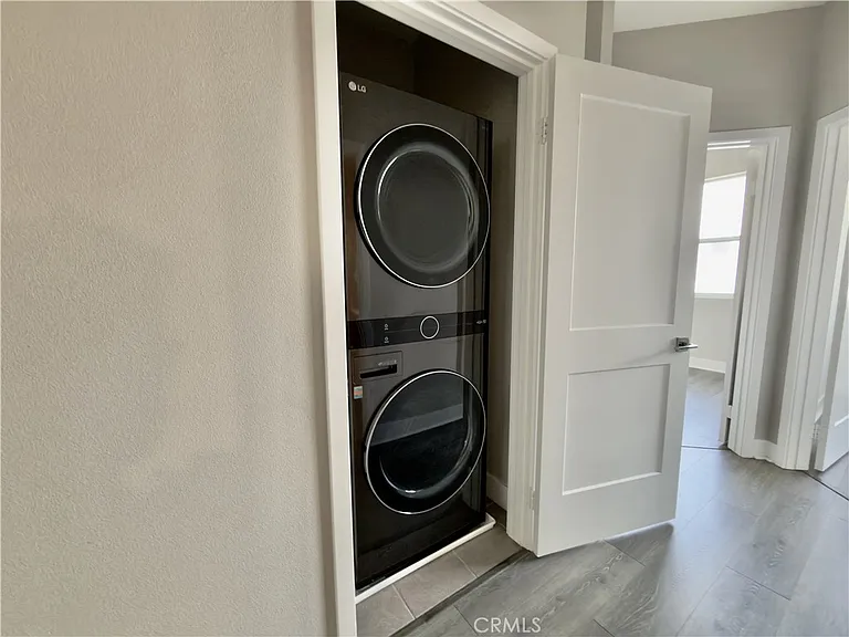 977 E Mason Ln #116 — Photo 26