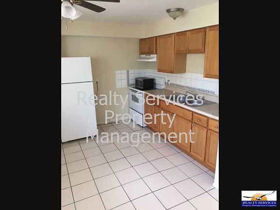 2nd image of 2510 Central Ave APT 7