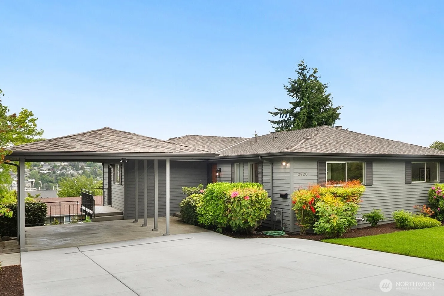 2820 25th Avenue W photo 1
