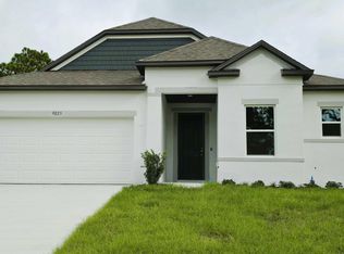 9825 N Angela Dr, Citrus Springs, FL 34434