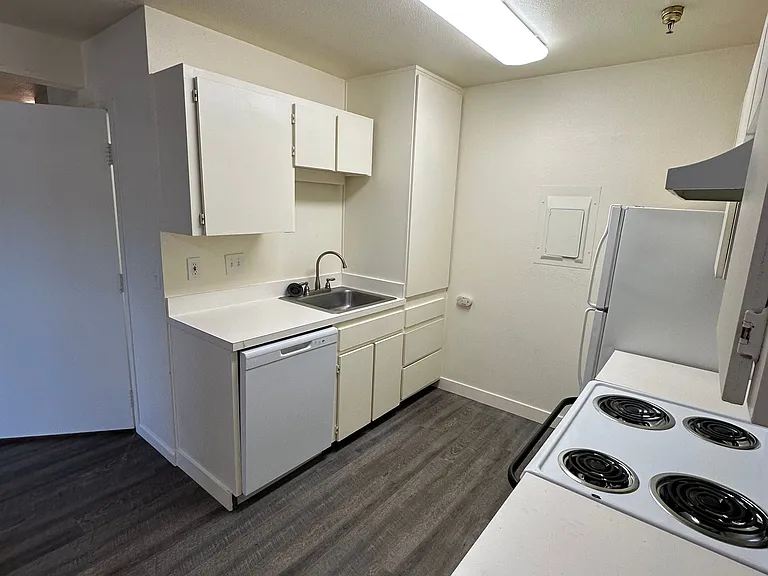 The Necanicum Apartments — Photo 18