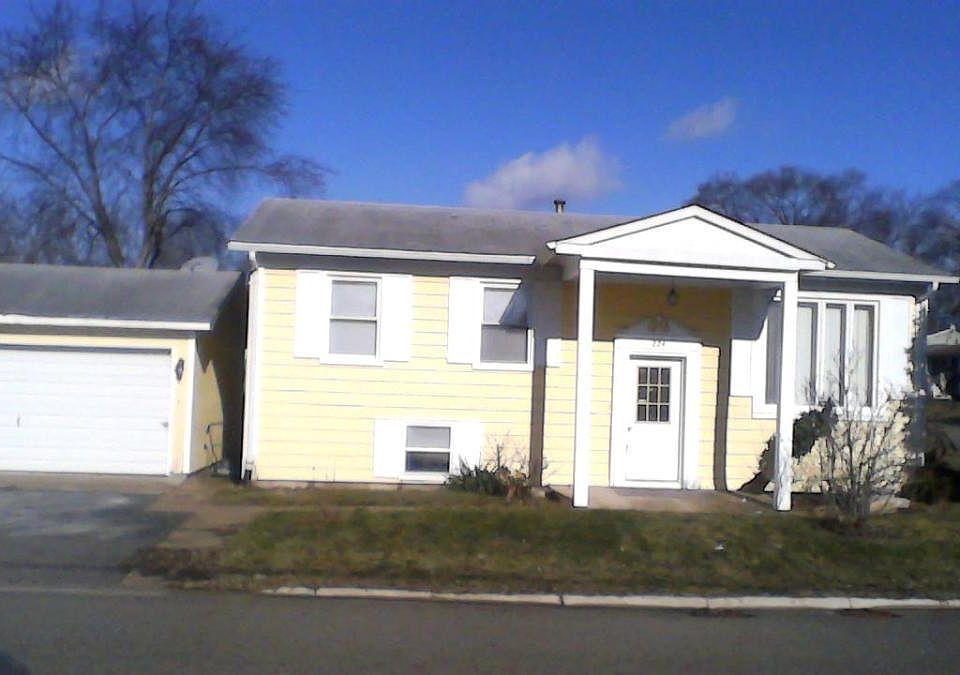 1st image of 224 Heather Ter #House